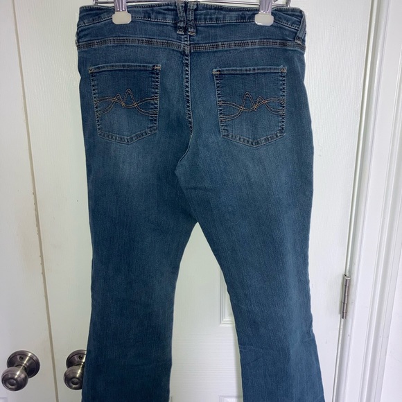 NY&CO Curvy Bootcut Denim Jeans Sz 8P - Picture 4 of 4